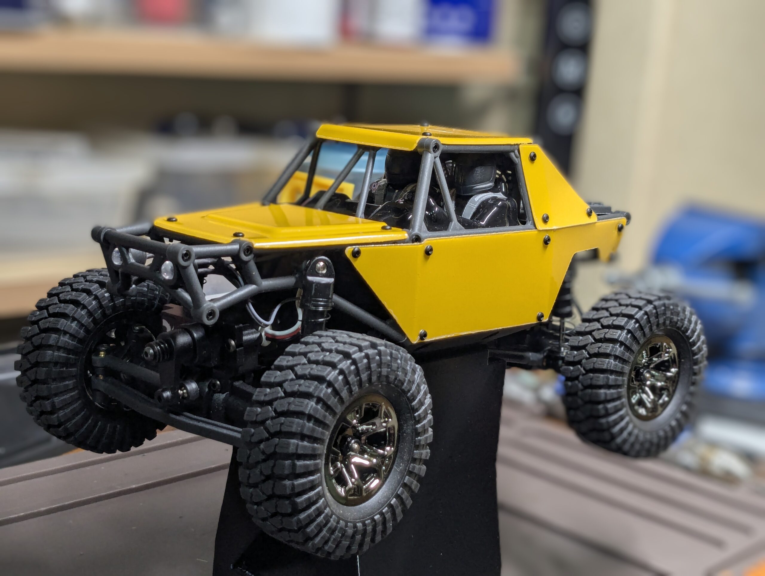 UDIRC 2.4GHz 4WD 1/24 RTR RCカー – 手のひらサイズで本格走行