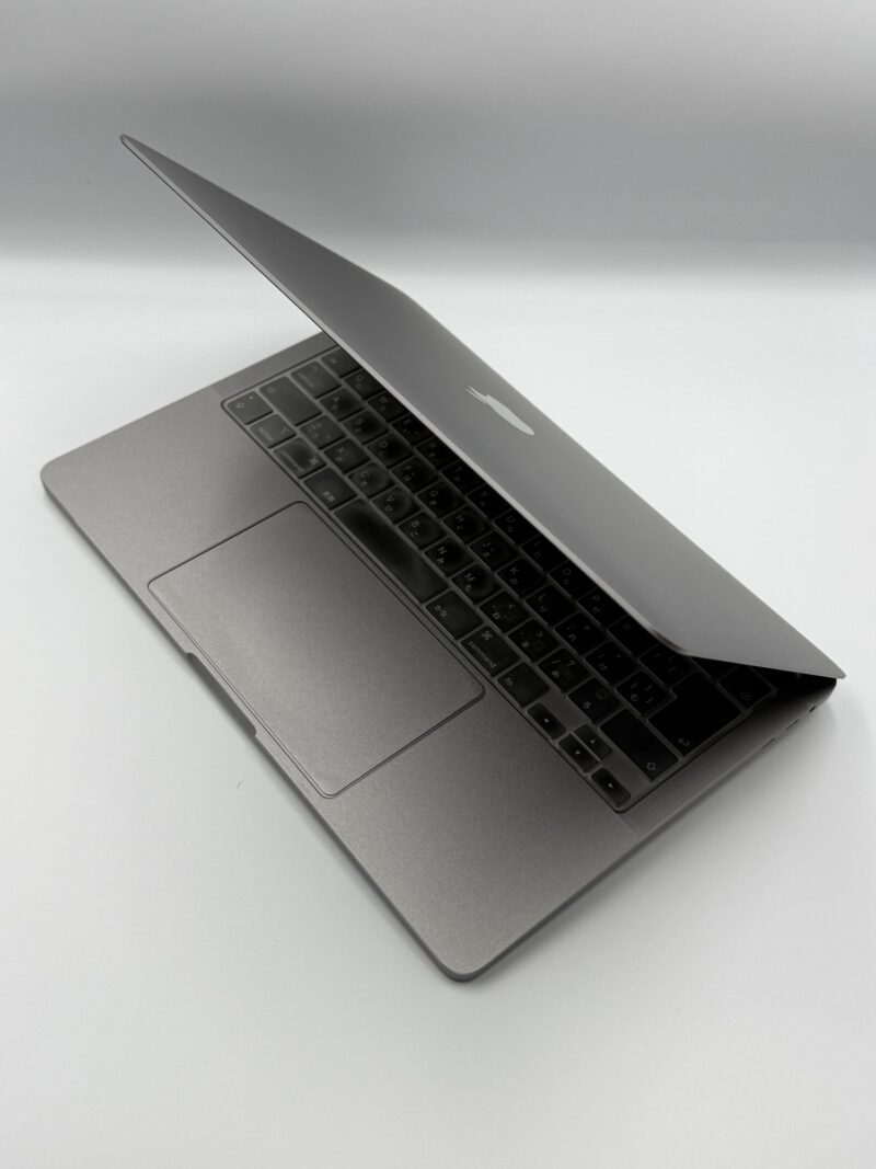 実機レビュー】MacBook Air M4 13インチ（スターライト）を使って感じ