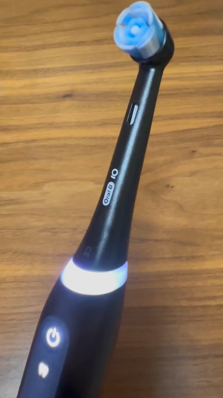 BRAUN（ブラウン） 電動歯ブラシ iOシリーズ5 ［回転式］ IOG52J62KBK