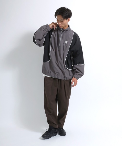 ナイロンジャケット 別注 蜂さんワンポイント刺繍 ナイロンアノラック