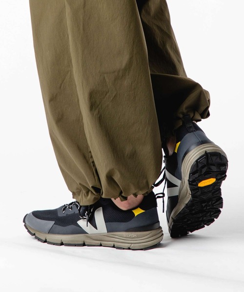 VEJA（ヴェジャ） スニーカー VEJA DEKKAN ALVEOMESH BLACK OXFORD