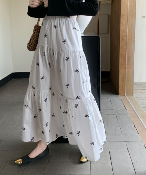 ABITOKYO（アビトーキョー） スカート リボン刺繍ティアードロング