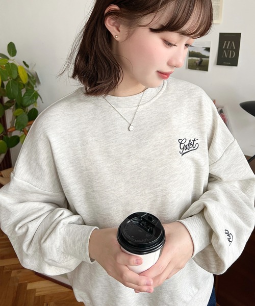 moment+ トレーナー スウェット 裏毛ロゴ刺繍スウェットプルオーバー