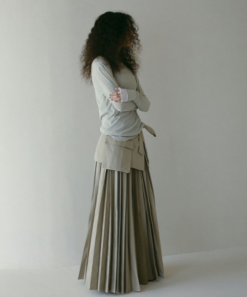 ETRE TOKYO（エトレトウキョウ） スカート ラップベルトプリーツロング