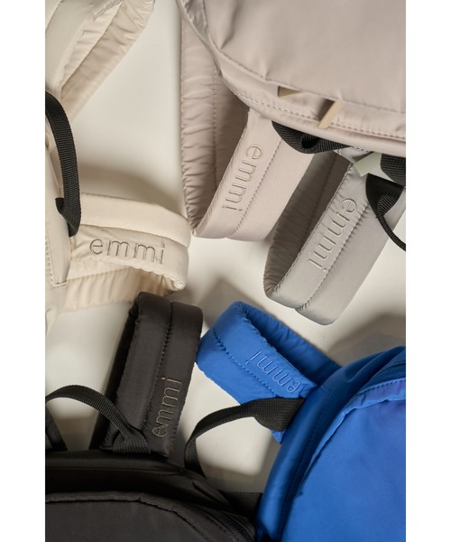 emmi デイバック リュック 「ONLINE限定カラー」eco 撥水ギャザー