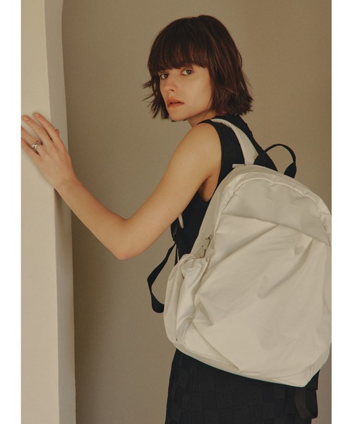 emmi デイバック リュック 「ONLINE限定カラー」eco 撥水ギャザー