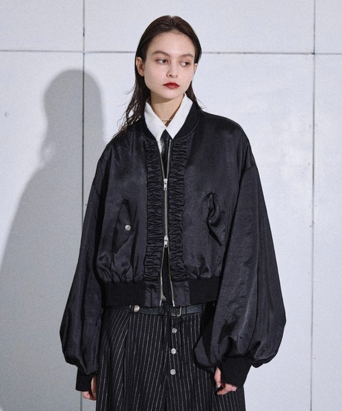 ブルゾン アウター Satin frill short bomber jacket / サテンフリル