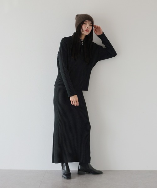 J by blue（ジェイバイブルー） ワンピース ハーフジップニットスーツ