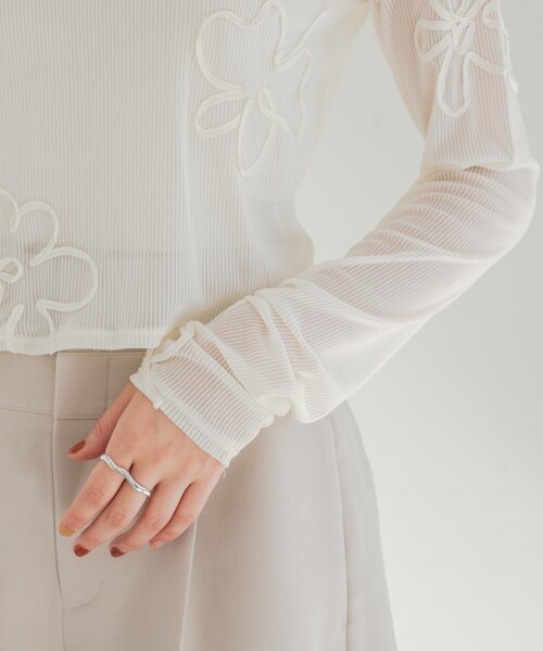 Kastane（カスタネ） tシャツ フラワーコード刺繍シアーTOPS