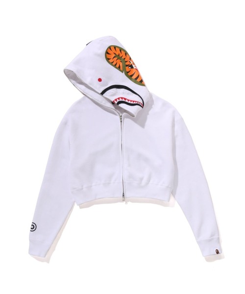 A BATHING APE（アベイシングエイプ） パーカー SHARK CROPPED FULL