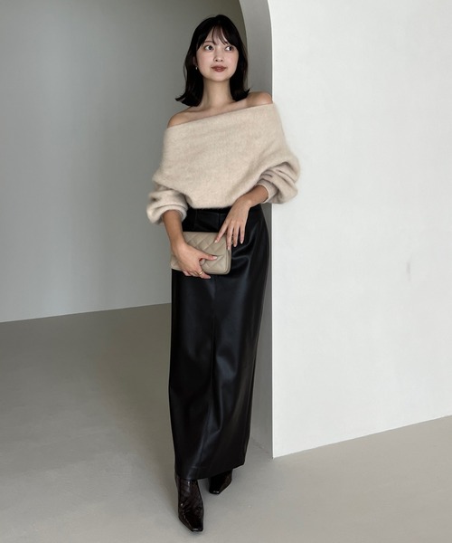 anuans（アニュアンス） ニット ラクーンフォックスオフショルニット