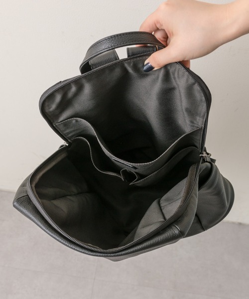 ear PAPILLONNER（イア パピヨネ） デイバック リュック 「本革/A4