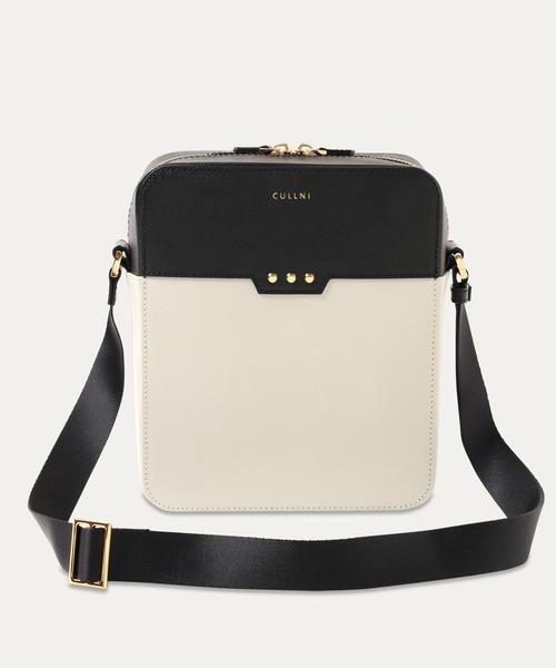 CULLNI（クルニ） ショルダーバッグ Square leather shoulder bag