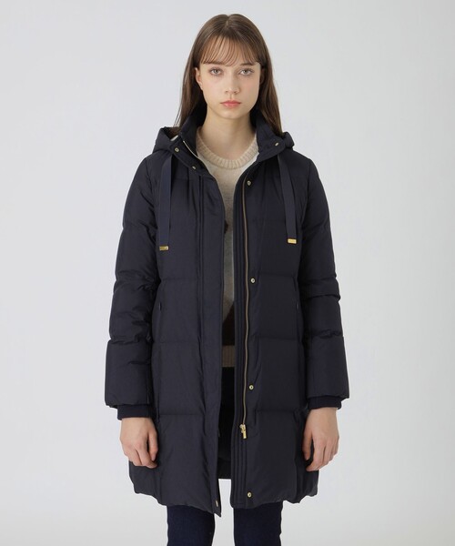 BLUE LABEL CRESTBRIDGE（ブルーレーベルクレストブリッジ） ダウン