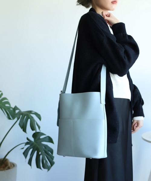 aimoha（アイモハ） トートバッグ 外ポケット付きフェイクレザートート