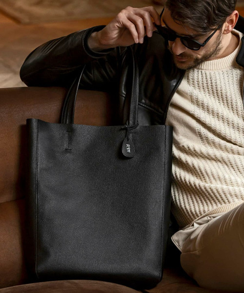 AKM Contemporary（エイケイエムコンテンポラリー） トートバッグ