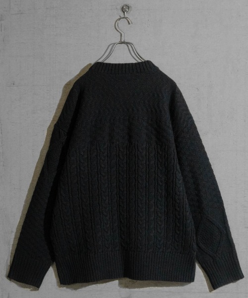 Naive magic（ナイーブマジック） セーター ニット 「a」ケーブル編み