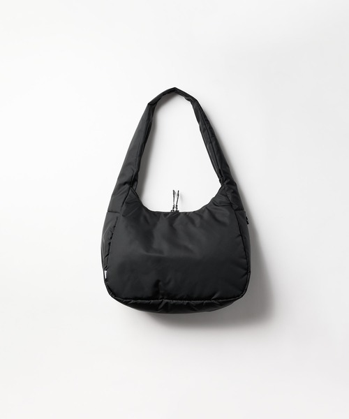 meltum（メルタム） ショルダーバッグ SOFT SHELL MESSENGER BAG