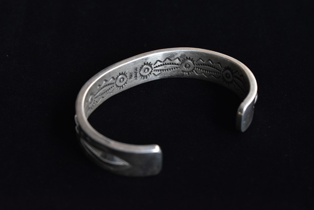 Indian Jewelry（インディアンジュエリー） ナバホ レイアダカイ Ray