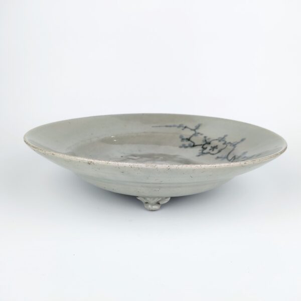 初期伊万里 青磁染付扇面梅文三足大皿 – 古美術西川