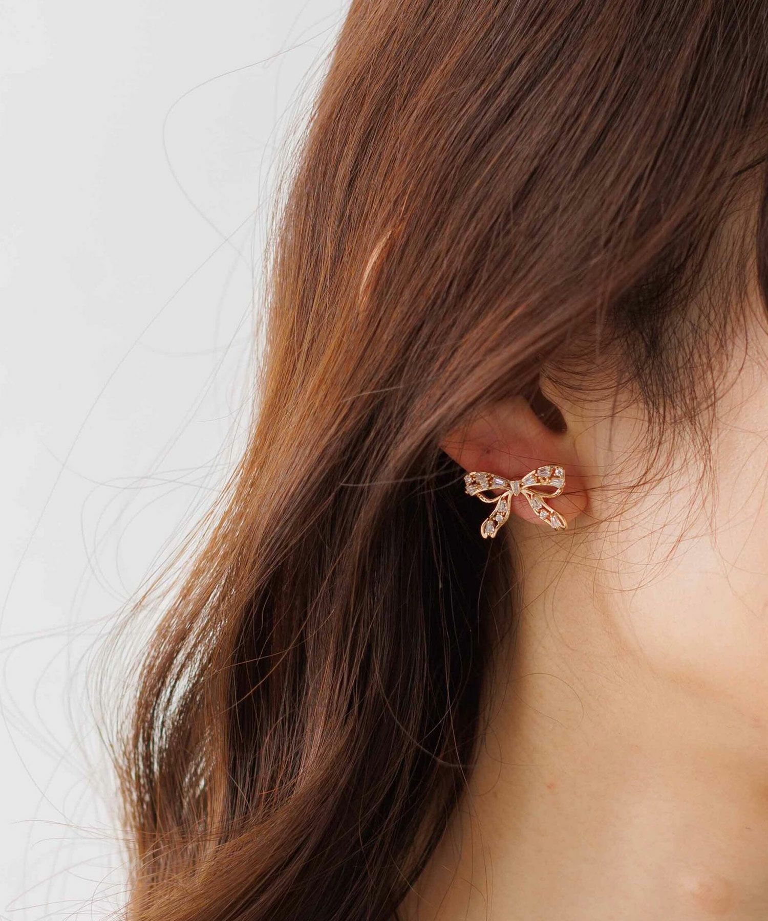 ジルコニアリボンチタンポストピアス【Dahlia】 | 【公式】MUK ONLINE