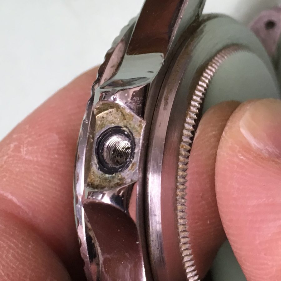 ロレックスのチューブの部分ってどこのこと？ チューブとリューズの