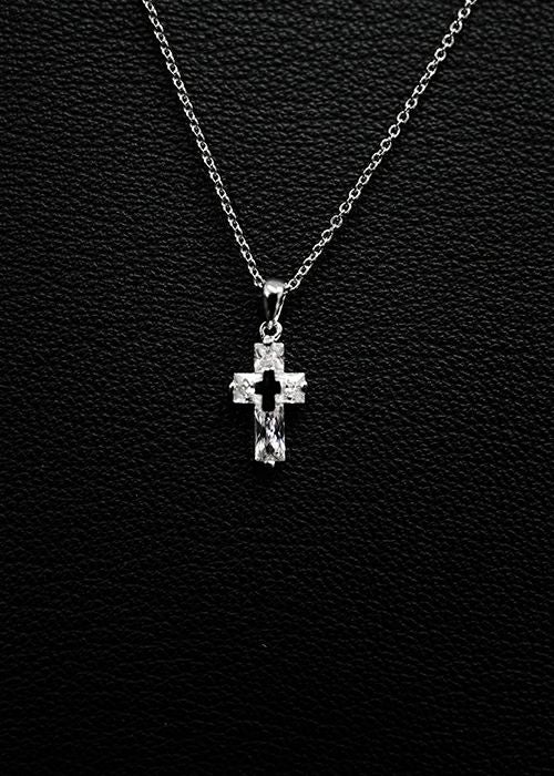 クロスオンクロスネックレス スモールクロスネックレス／クロス