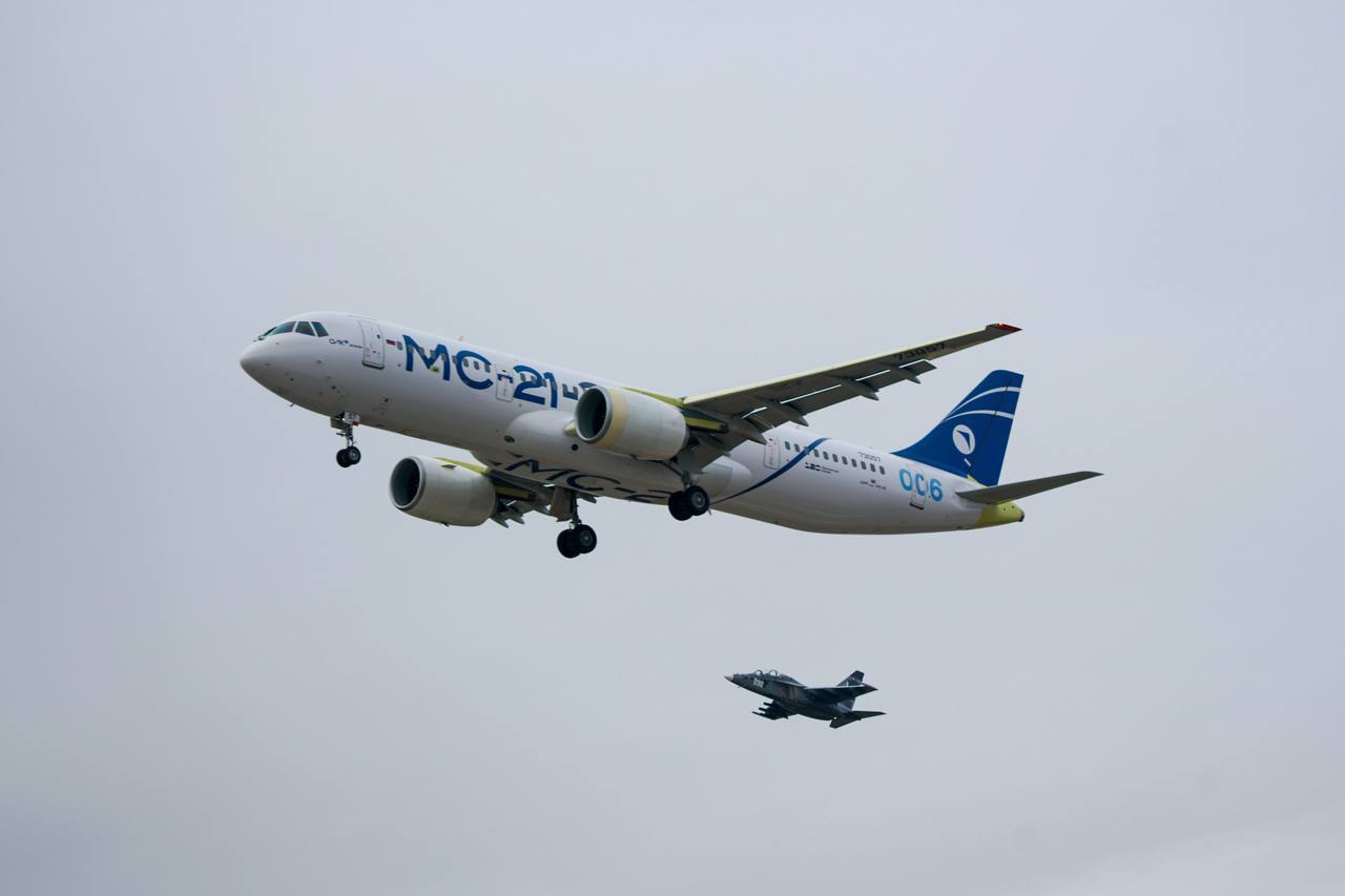 Russia flies 2nd MC-21 prototype, claims 1st fully domestic aircraft