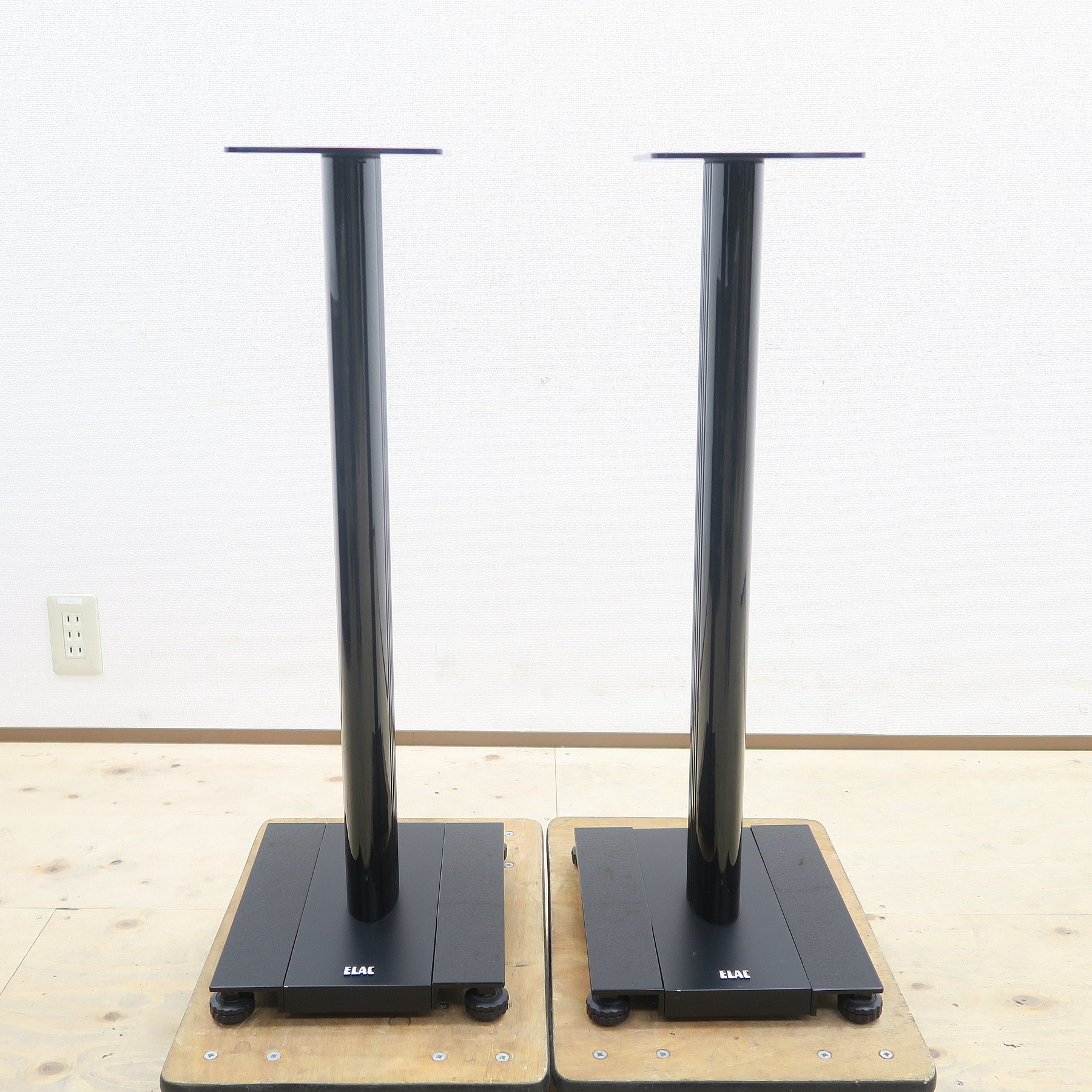 Bランク】エラック ELAC LS STAND 70 スピーカースタンドペア @53289