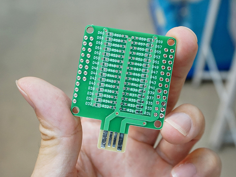 表面実装チップの半田付け練習用USB基板が店頭販売中 - AKIBA PC Hotline!