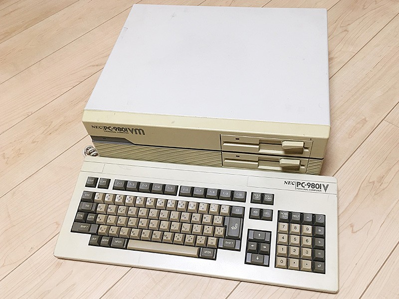 NEC PC-9801UV11 電源ON、FDD起動、26K音源の動作を確認済 NEC PC