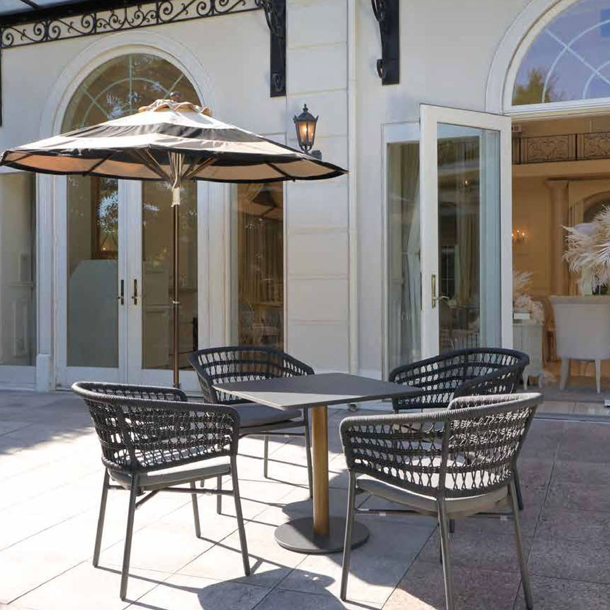 FUJI】AM500-DG アームチェア | aides.jp | 業務用椅子・店舗家具の