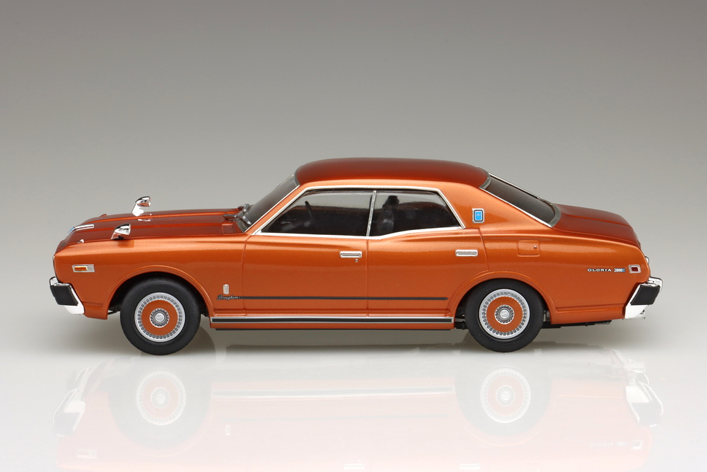 1/24 ニッサン P332 セドリック/グロリア 4HT2800ブロアム '78