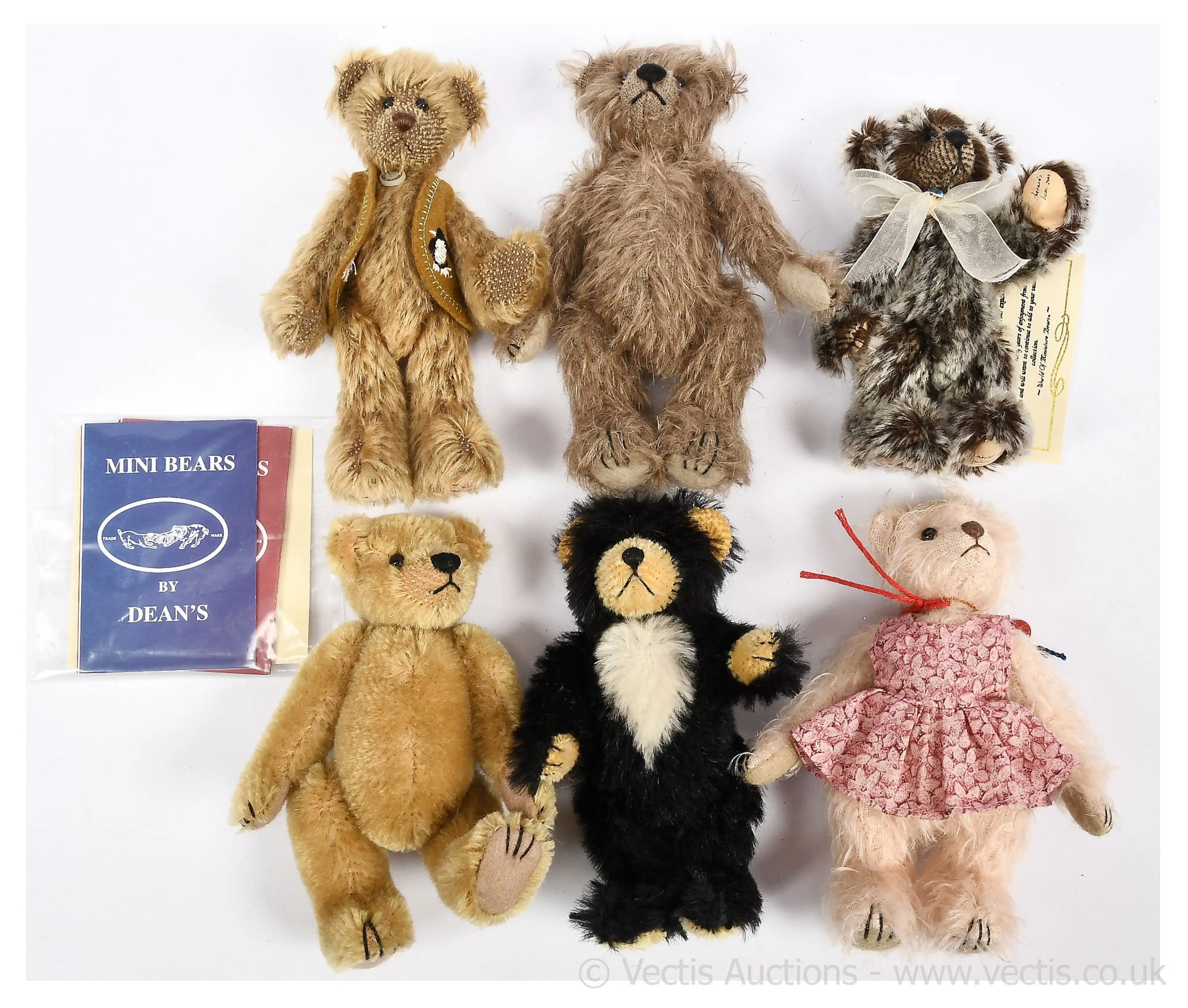 Vectis Auctions | Collection of five miniature teddy bears: Dean&