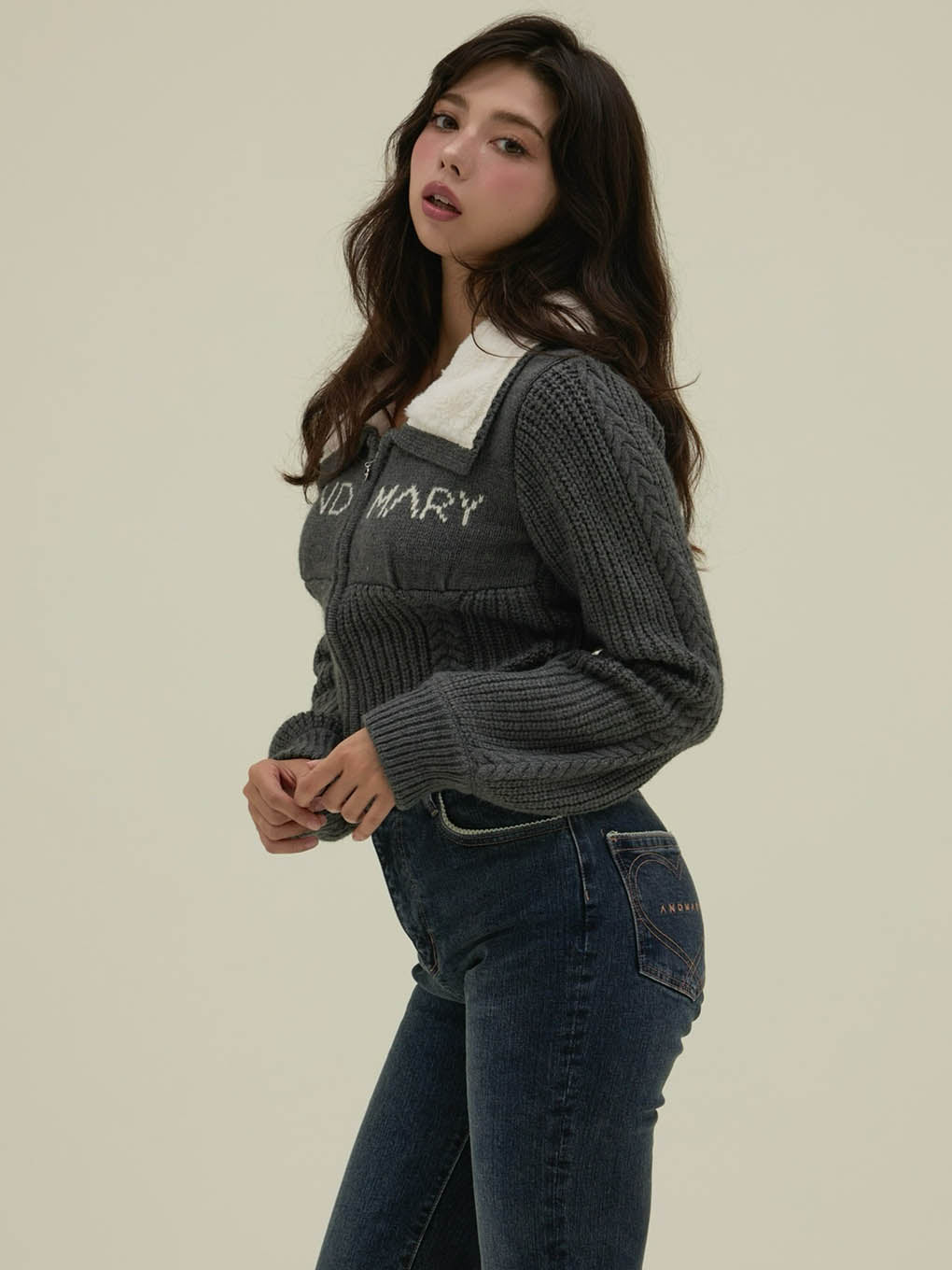 ANDMARY】Mary logo zip tops