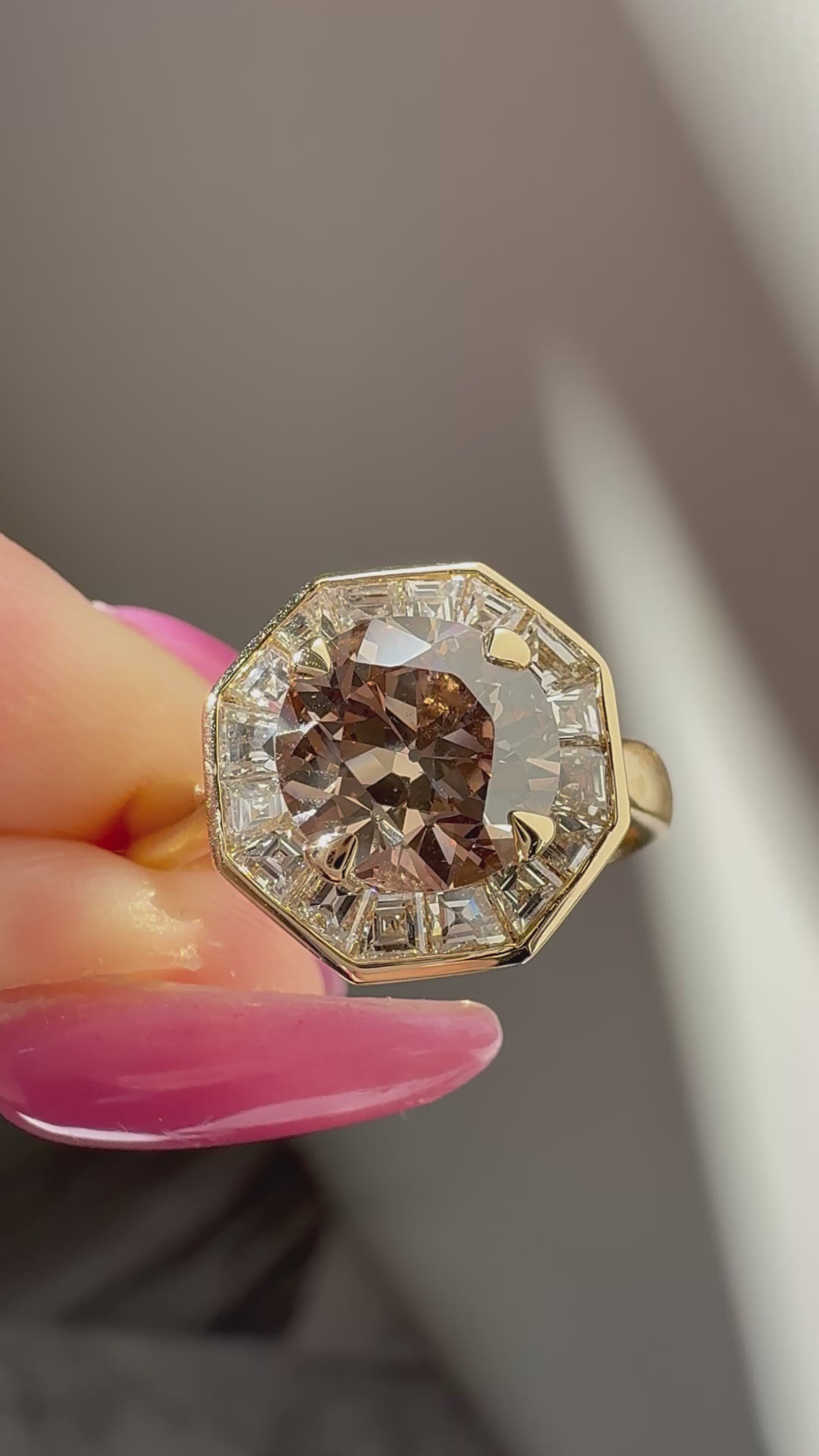 Champagne Diamond Set with a Carré Cut Diamond Halo – Andria