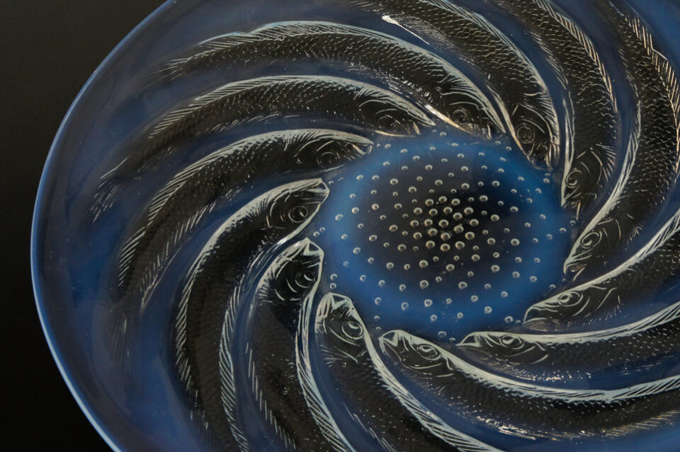 魚《アンティックかとう》