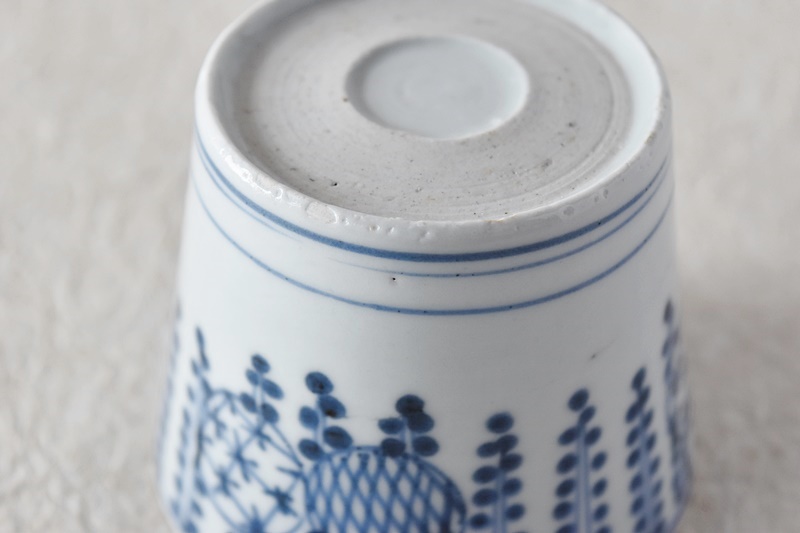 古伊万里 染付 藤に丸紋 蕎麦猪口 - 生活骨董と古布のアンティーク