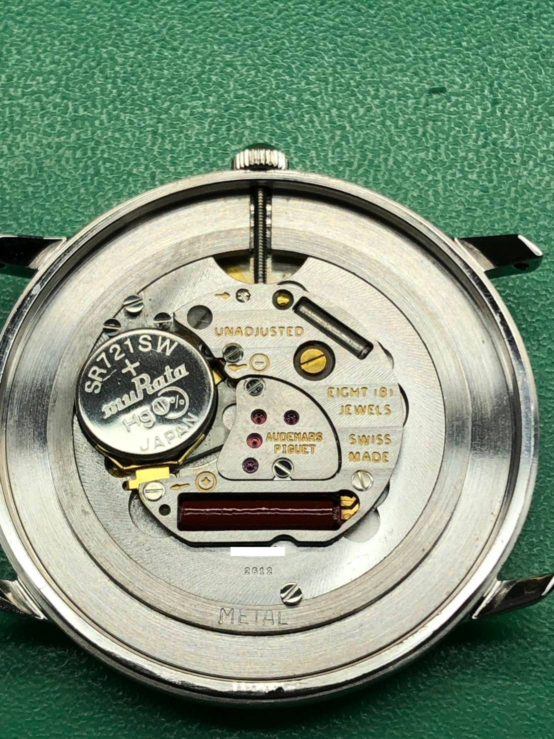 オーデマ・ピゲ エクストラフラット クォーツ Cal.2612 750 革 純正