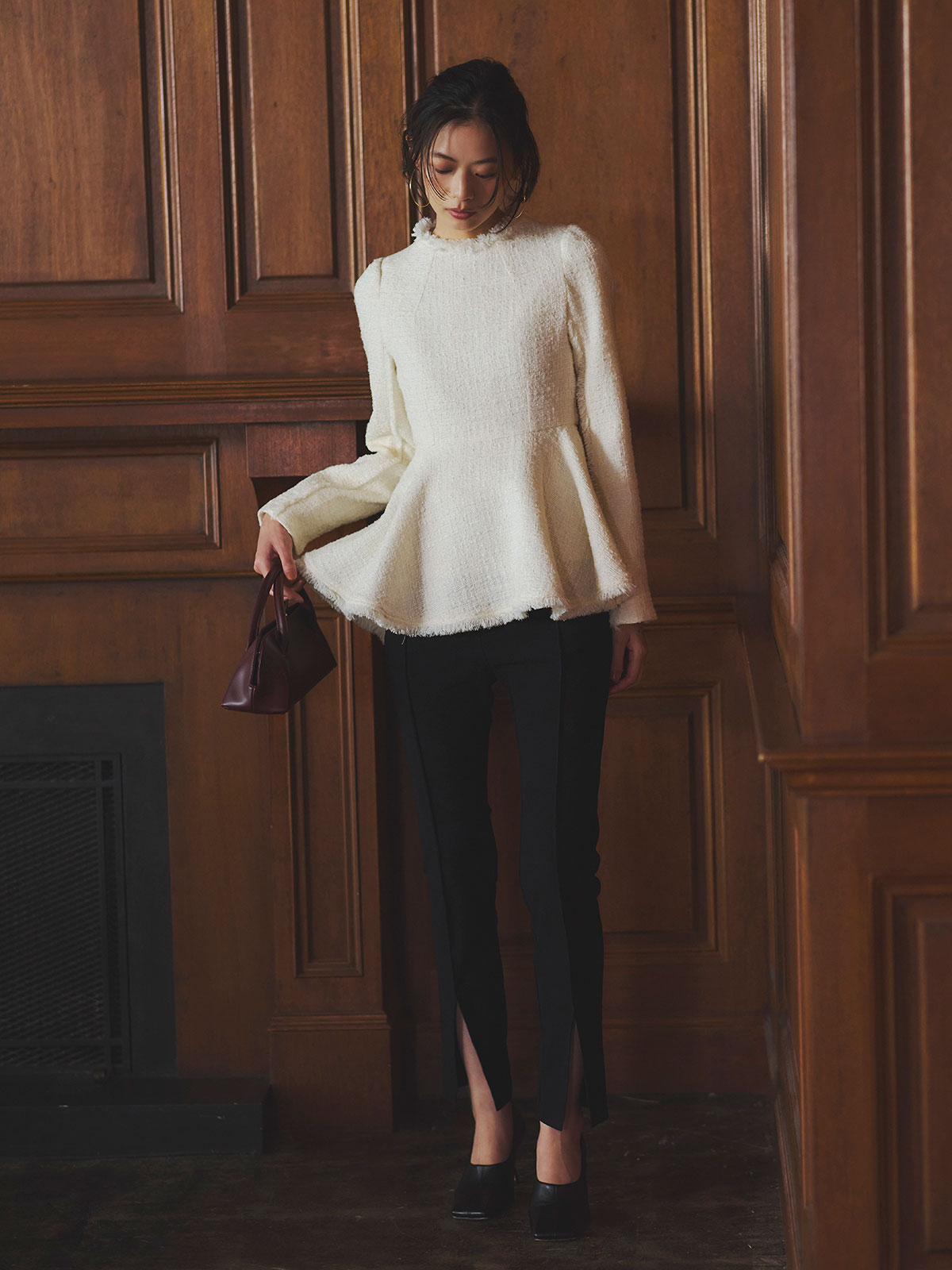 ツイードペプラムブラウス