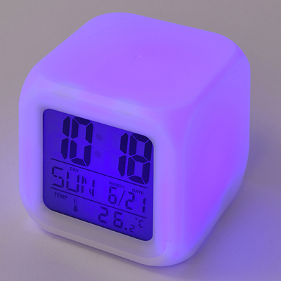 ASCII.jp：触るとディスプレーの色が変わる置時計がNantenaで販売中