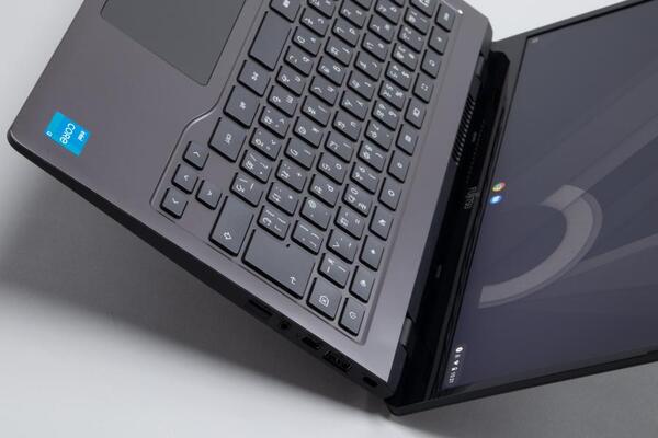 ASCII.jp：6万円台と高コスパ! 富士通産の「FMV Chromebook WM1/F3」は