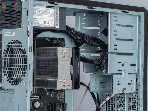 ASCII.jp：ビジネス向けでもCore i7-12700で高性能、さらに静音も実現