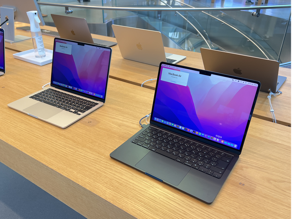 ASCII.jp：薄軽で新デザインM2搭載「MacBook Air」発売開始！