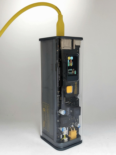 ASCII.jp：世界一クールだと思ったモバイルバッテリー「Storm2」を衝動