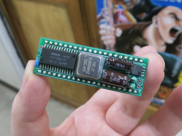 PC-98のFM音源を高音質化できる!? 上級者向けの音源チップ変換基板が