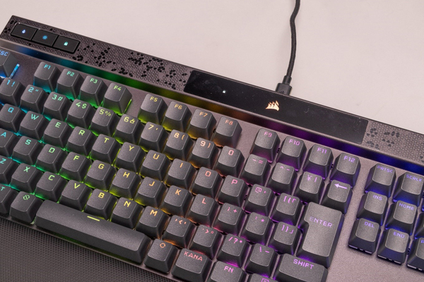 ASCII.jp：『VALORANT』はラピッドトリガーで勝つ！ フルサイズで仕事