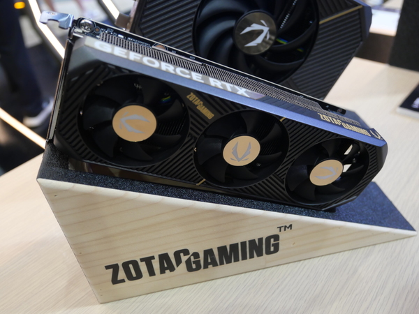ASCII.jp：ZOTAC製GeForce RTX 5060の小ささに思わず笑いが出た