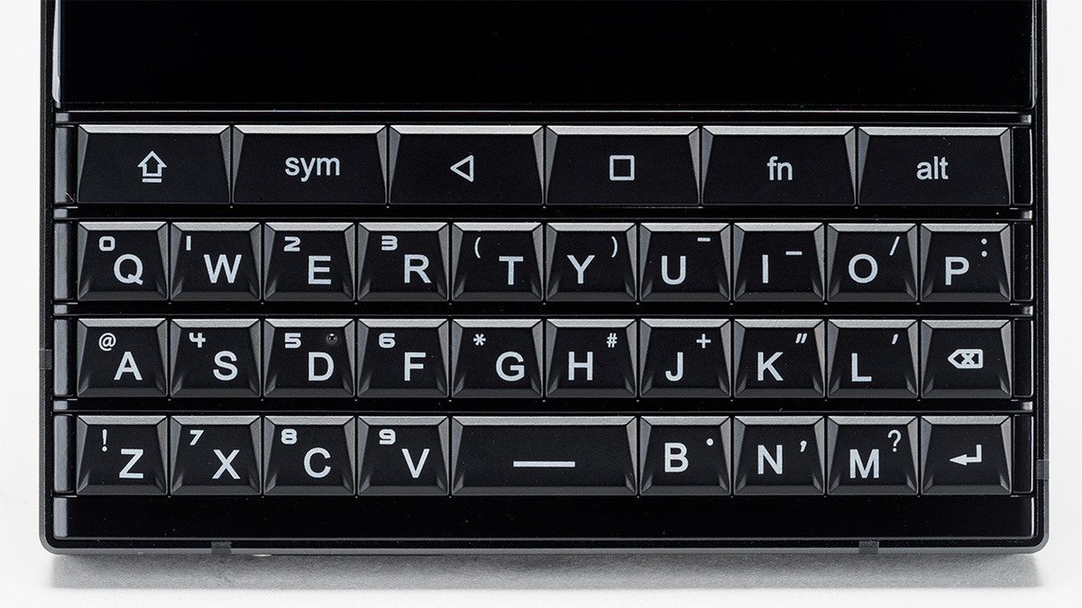 ハードキー付きスマホの新決定版!? Unihertz「Titan 2」正式発表 実機