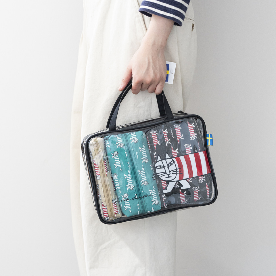 リサ・ラーソン「マイキー」のマルチポーチ。旅行の小物を3つのサイズ